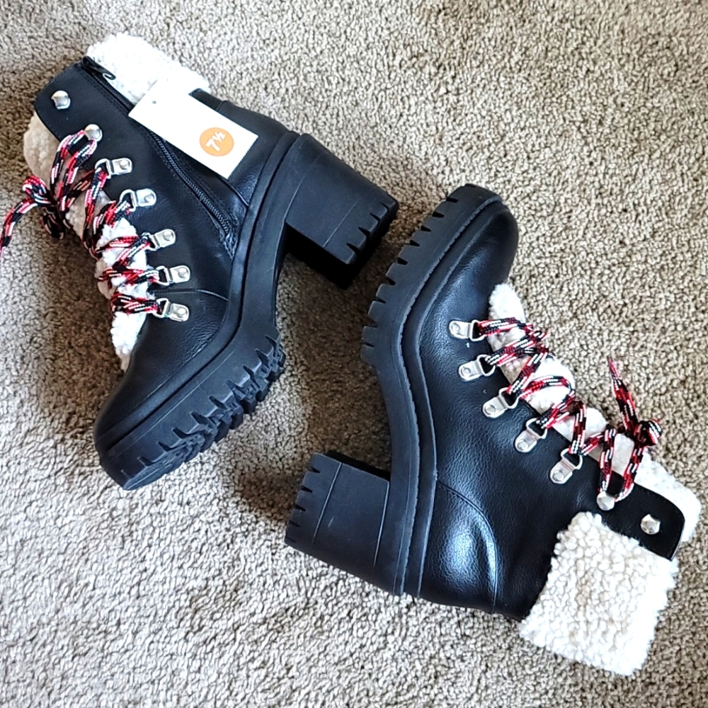 Universal Thread Combat Boots - Picture 4 of 5